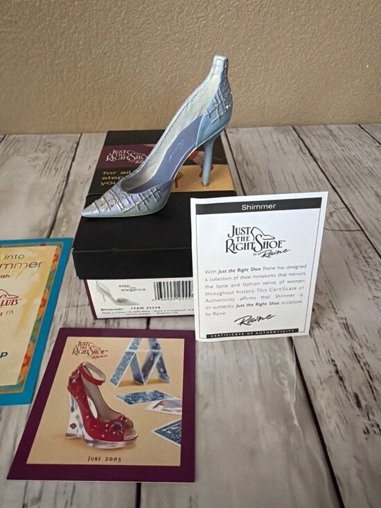 Just the Right Shoe Other - 2005 Just the Right Shoe by Raine "Shimmer" Mini Shoe Figurine #25558 NEW w/Box